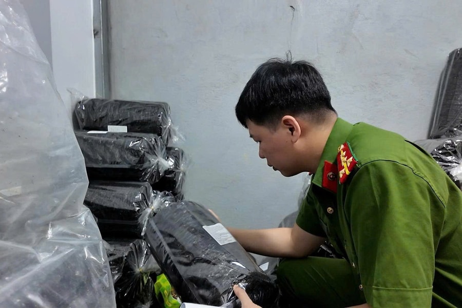 Khởi tố đường dây sản xuất, buôn bán hàng giả rong biển khô