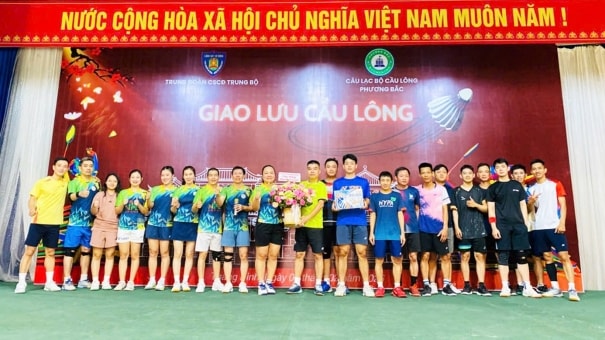 Trung đoàn Cảnh sát cơ động Trung Bộ giao lưu cầu lông mừng Đảng, mừng Xuân Bính Ngọ 2026