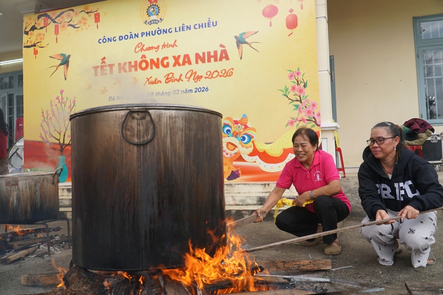 Tết ấm cho người lao động xa quê