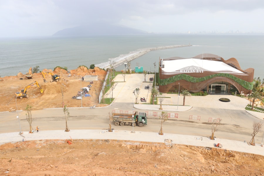 Tăng cường thu hút đầu tư, tháo gỡ khó khăn, vướng mắc