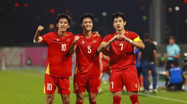 Bóng đá Việt Nam xóa bỏ nỗi lo thể hình nhờ cuộc cách mạng khoa học thể thao