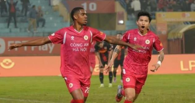 V.League 2025/26: Alan Grafite độc chiếm ngôi đầu, các chân sút nội chìm trong thất vọng