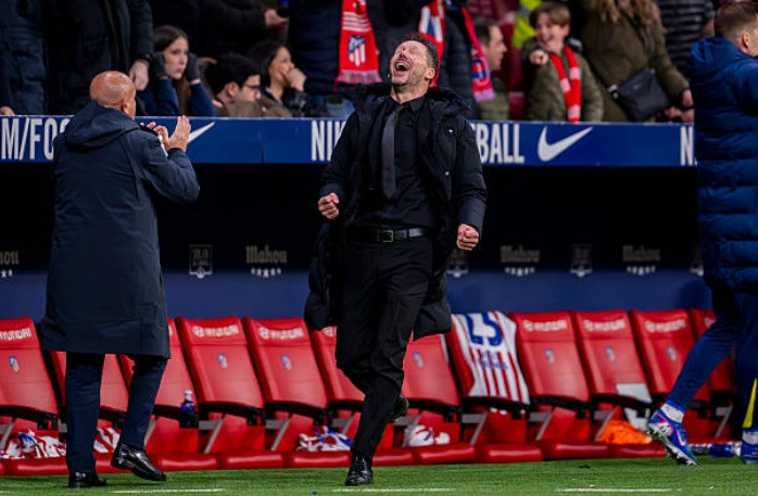 Atletico Madrid hủy diệt Barcelona 4-0: "Bàn cờ" kỳ ảo của Diego Simeone tại Metropolitano