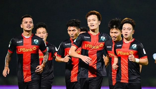 Ninh Bình của Hoàng Đức thắng 'hủy diệt' 18-2 trước kỳ nghỉ Tết Nguyên đán