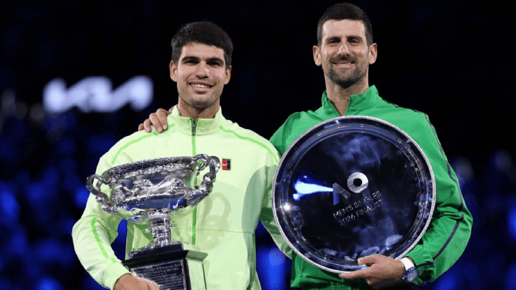 Carlos Alcaraz đánh bại Djokovic, hoàn tất Career Grand Slam tại Australian Open 2026