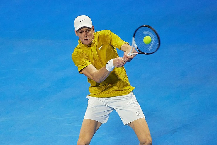 Jannik Sinner thắng áp đảo Tomas Machac sau 70 phút tại vòng 1 Qatar Open