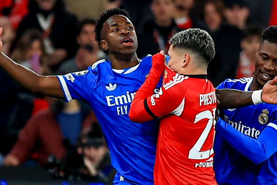 Vụ Vinicius bị phân biệt chủng tộc tại Champions League: Kylian Mbappe làm nhân chứng