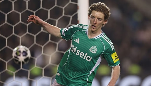 Anthony Gordon lập poker lịch sử, Newcastle vùi dập Qarabag 6-1 tại Champions League