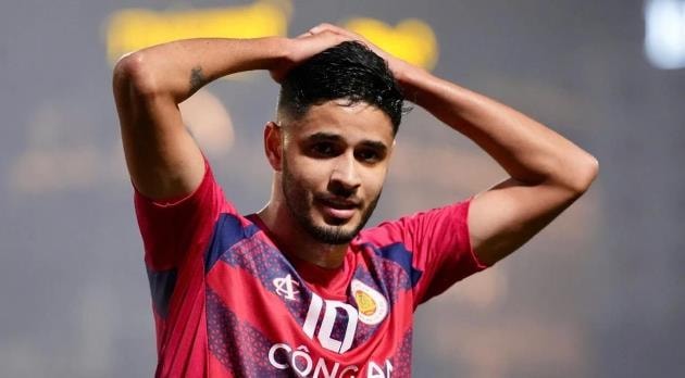 Leo Artur được phép thi đấu vòng 10 V.League dù nhận thẻ đỏ tại cúp C2 châu Á
