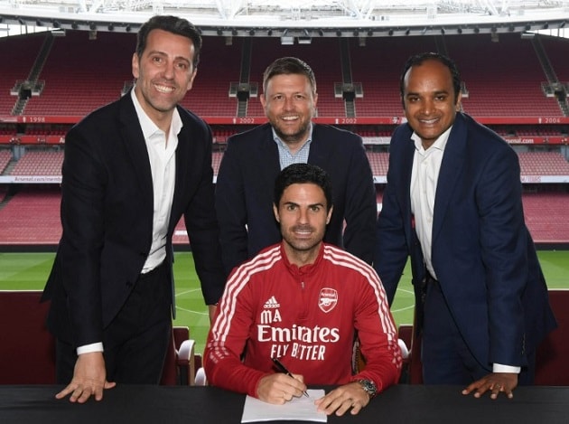 James Ellis rời Arsenal: Bước ngoặt trong cuộc cải tổ thượng tầng tại Emirates