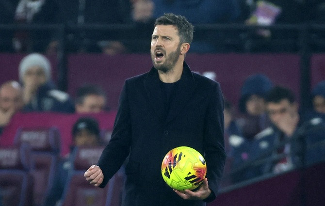 Michael Carrick sáng cửa dẫn dắt Man Utd chính thức sau hàng loạt biến động