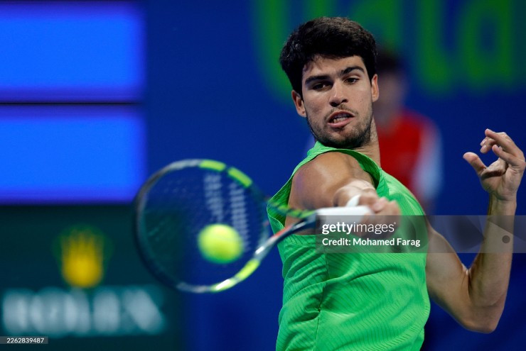Carlos Alcaraz vô địch Qatar Open: Hủy diệt Arthur Fils sau 52 phút