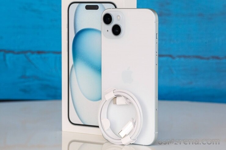 iPhone 15 Plus giảm sâu tới 7 triệu đồng: Có còn đáng mua ở thời điểm năm 2026?