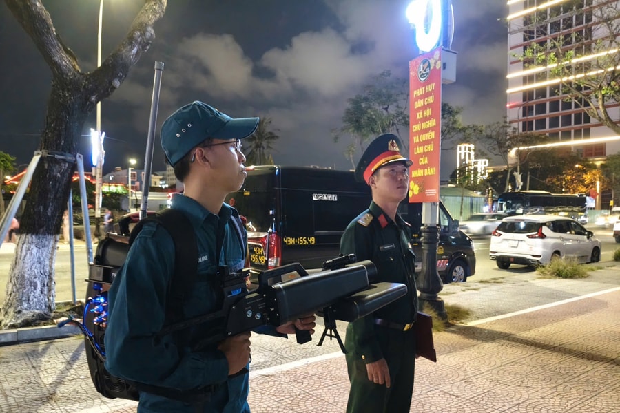 Tuần tra, kiểm soát 24/24 giờ, xử lý triệt để máy bay không người lái trái phép