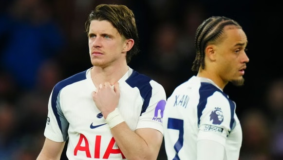 Tottenham và nghịch lý chuyển nhượng: Khi tiền bạc không đi đôi với trí tuệ tuyển dụng
