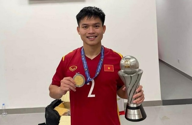 Hồ Văn Cường đứt dây chằng đầu gối, nghỉ thi đấu đến hết năm 2026