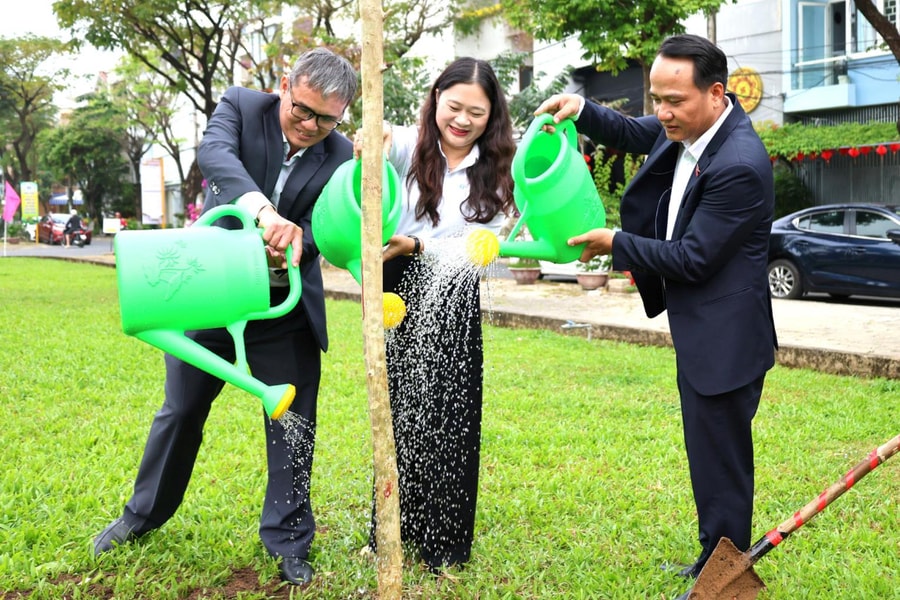 Phường Hải Châu phát động trồng cây xanh hưởng ứng "Tết trồng cây" Xuân Bính Ngọ 2026