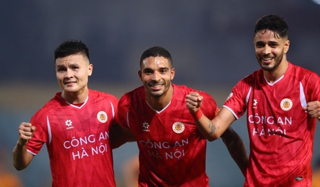 CAHN trước cơ hội phá kỷ lục khởi đầu vĩ đại nhất lịch sử V-League