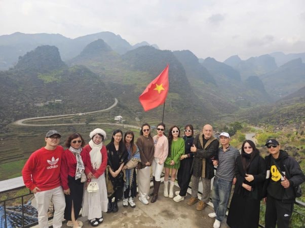 Du lịch Hà Giang (cũ) dịp lễ 30/4 - Hành trình về miền đá nở hoa