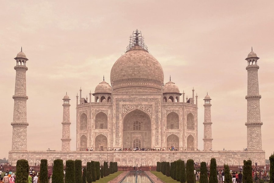 Thế giới qua lăng kính thực tế: Từ tháp Eiffel đến Taj Mahal và những góc khuất ít người biết