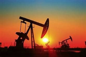 Giá dầu Brent tăng lên 83,07 USD/thùng khi căng thẳng tại eo biển Hormuz leo thang