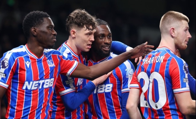 Tottenham thua ngược Crystal Palace 1-3: Thảm họa thẻ đỏ và nguy cơ rơi vào nhóm xuống hạng
