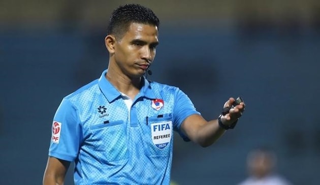 Hai trọng tài FIFA Malaysia điều hành trận derby Hà Nội FC và CAHN tại vòng 15 V-League