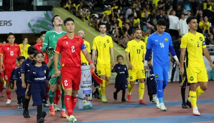 Tuyển Việt Nam có thể thắng Malaysia 3-0 và rào cản pháp lý của Michael Olaha