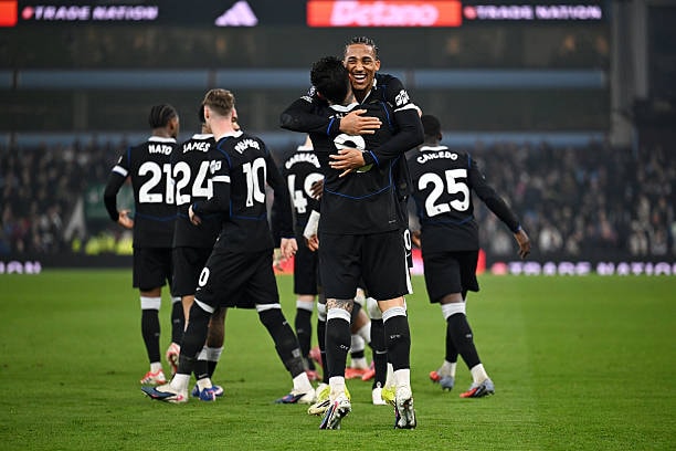 Chelsea đối đầu Rồng đỏ Wrexham tại Cúp FA: Thử thách bản lĩnh tại Racecourse Ground