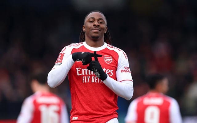 Arsenal nhọc nhằn hạ Mansfield 2-1 tại FA Cup: Eze tỏa sáng, tổn thất lực lượng nặng nề