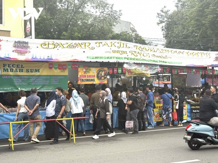 Jakarta: Khám phá thiên đường ẩm thực xả chay tại chợ Benhil