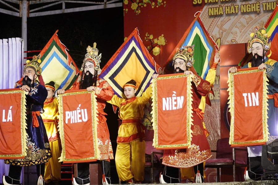 Đưa nghệ thuật truyền thống vào tuyên truyền bầu cử