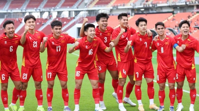 HLV Kim Sang-sik kiên định lộ trình trẻ hóa Đội tuyển Việt Nam trong đợt tập trung tháng 3
