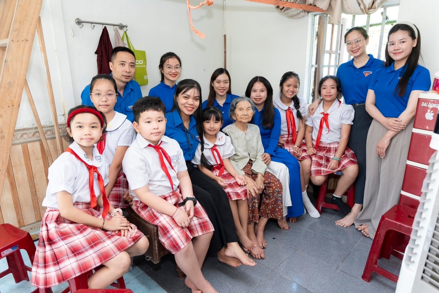 Tuổi trẻ Đà Nẵng nối dài mạch nguồn tri ân