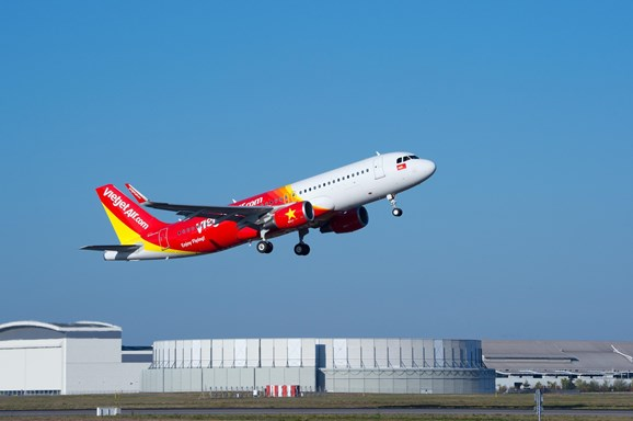 Nhiều du khách chọn vé Vietjet Air vào dịp lễ 30/4 và 1/5
