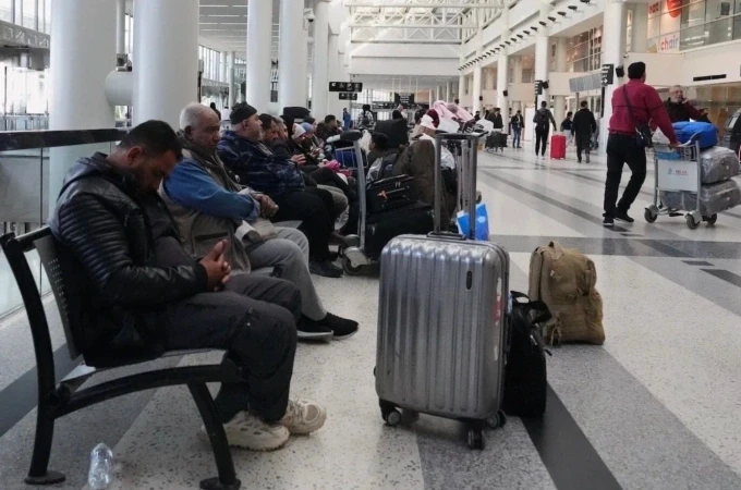 Dubai: Du khách chi hàng tỷ đồng thuê chuyên cơ tháo chạy giữa căng thẳng vùng Vịnh