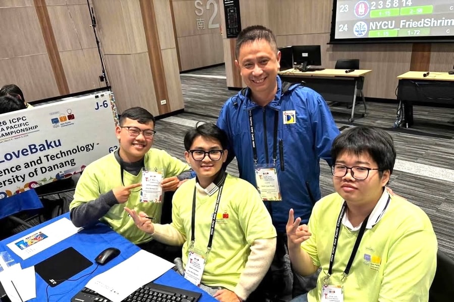 Kỳ thi lập trình quốc tế ICPC Asia Pacific Championship 2026: Sinh viên Trường Đại học Bách khoa đoạt huy chương Đồng