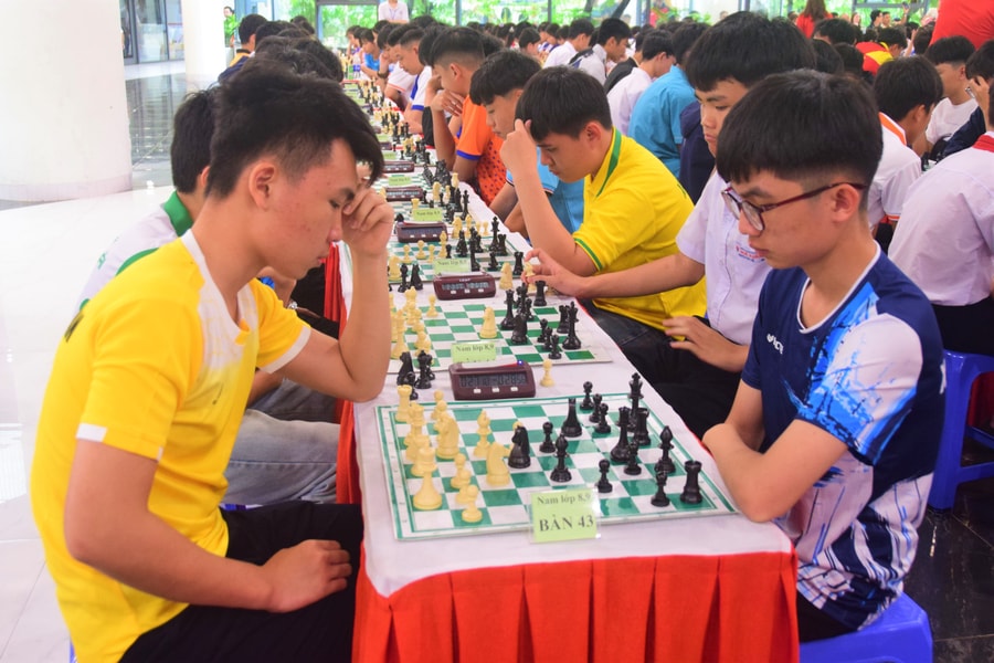 Hơn 2.100 kỳ thủ tranh tài giải cờ vua học sinh Đà Nẵng