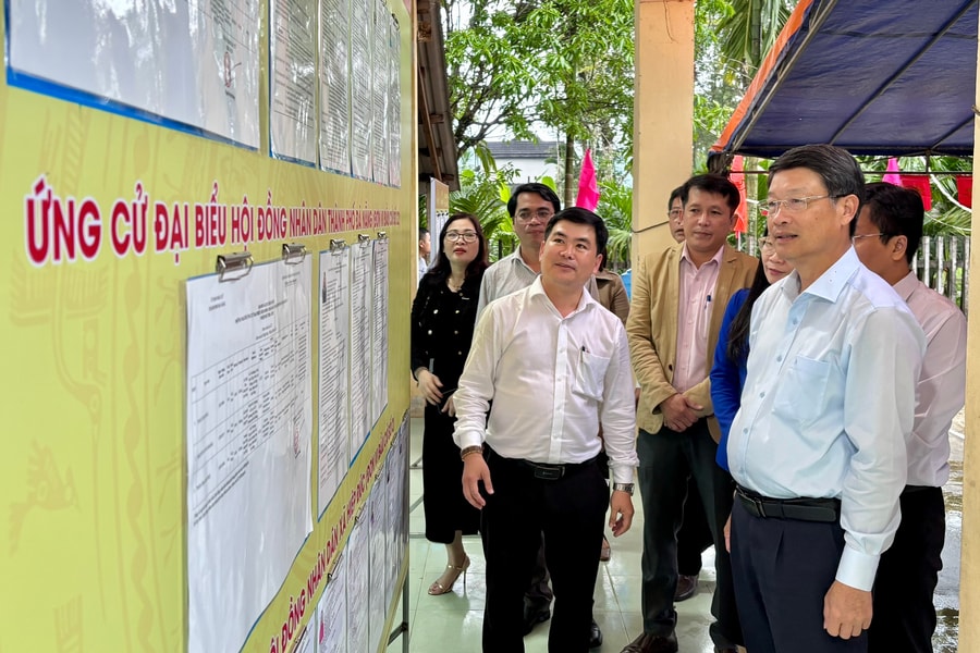 Lãnh đạo thành phố Đà Nẵng kiểm tra công tác chuẩn bị bầu cử tại các xã miền núi