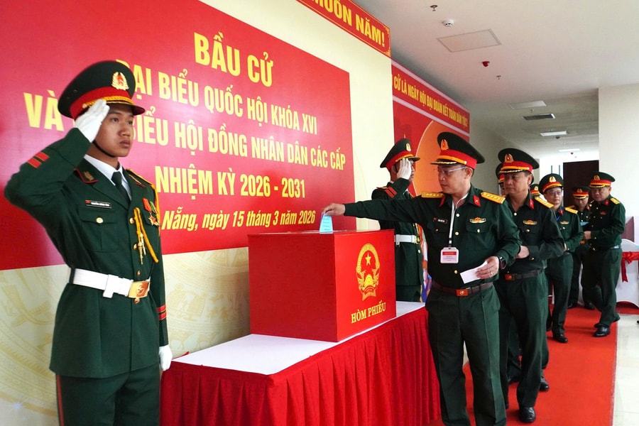 Tự hào khi thực hiện quyền công dân