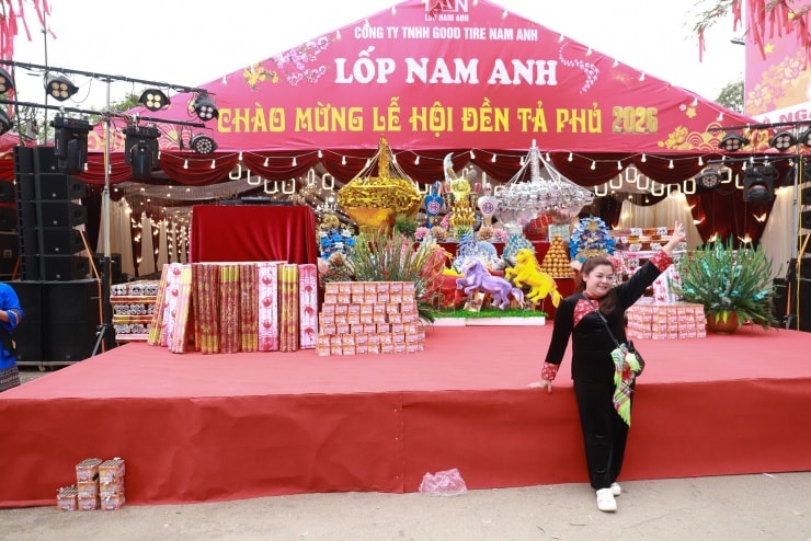 Lạng Sơn: Trải nghiệm lễ hội độc đáo nơi người dân chi hàng trăm triệu mời khách lạ ăn cỗ