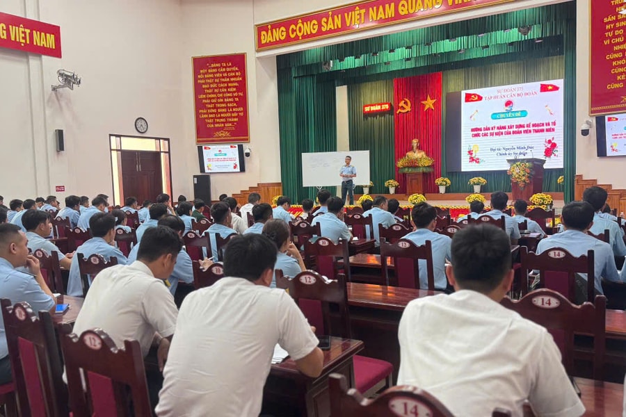 Nâng cao kỹ năng tổ chức các hoạt động đoàn tại Sư đoàn 375