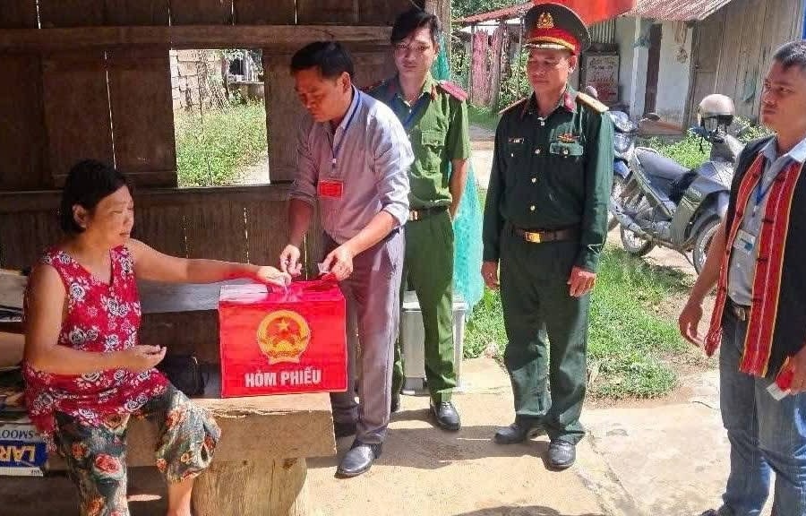 Bảo đảm quyền bầu cử cho mọi cử tri