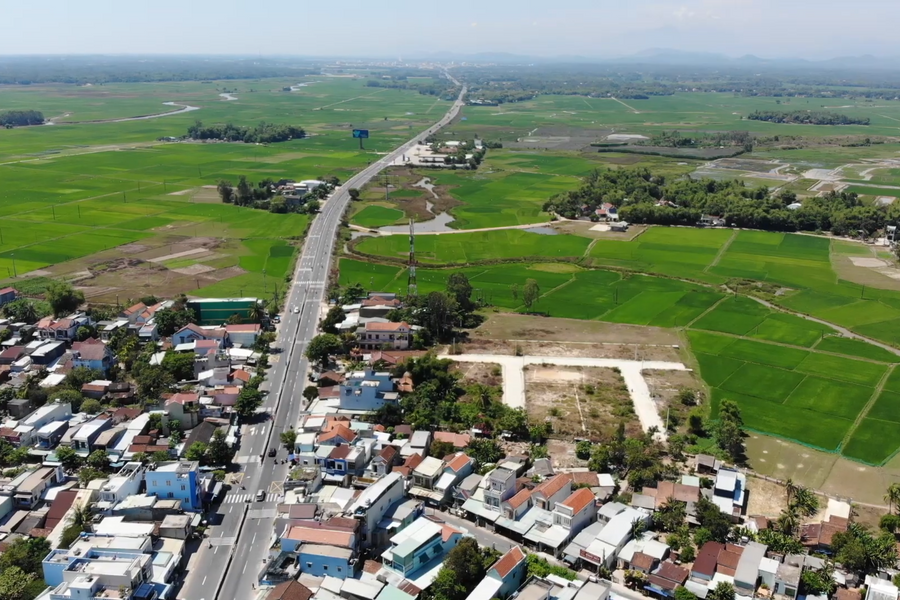 Thiết thực hỗ trợ ngư dân vươn khơi bám biển
