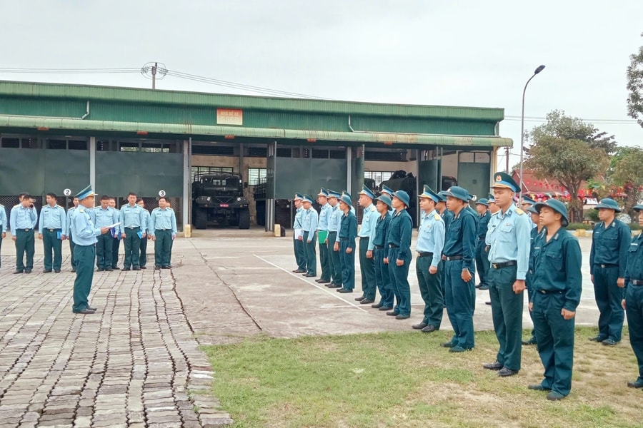 Sư đoàn Phòng không 375 tổ chức huấn luyện tập trung