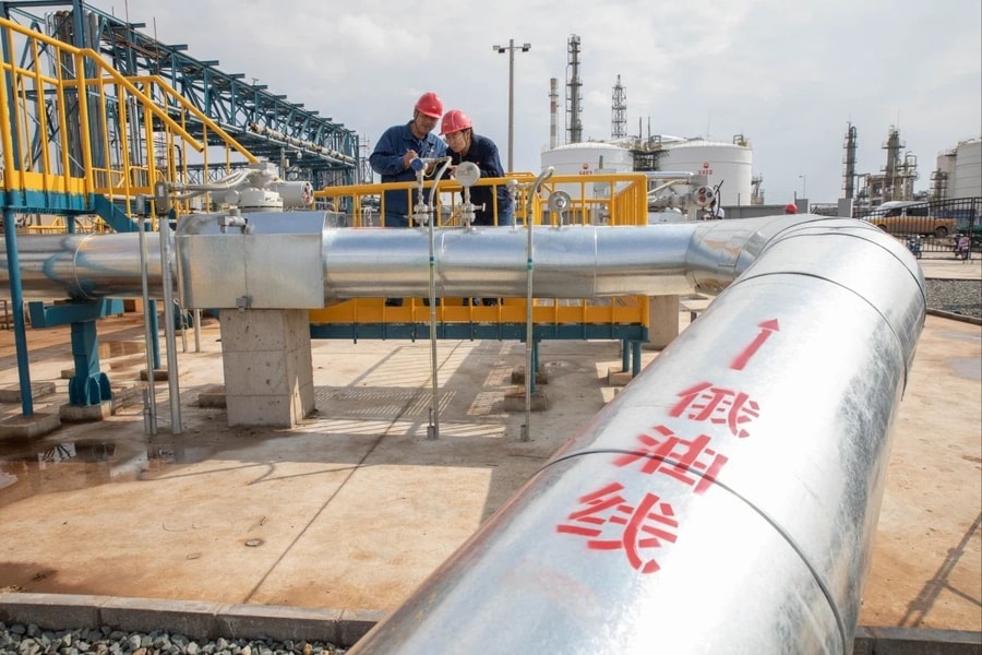 Trung Quốc tuyên bố sản xuất nhiên liệu từ không khí và nước