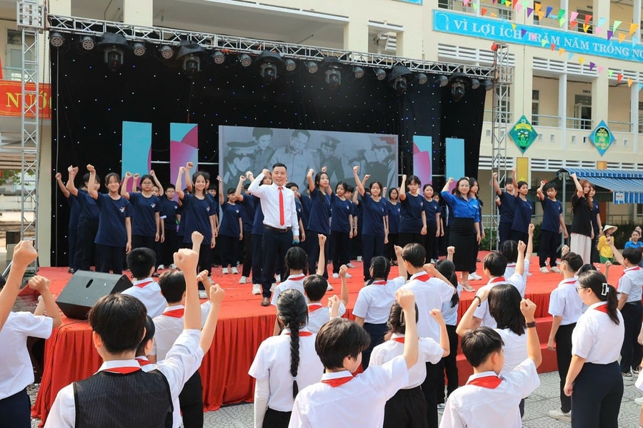 Đổi mới giáo dục lịch sử bằng âm nhạc