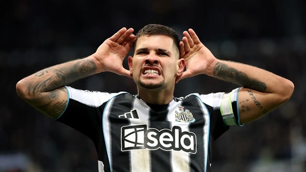 MU nhắm bom tấn Bruno Guimaraes: Lời giải cho bài toán tuyến giữa hậu Casemiro