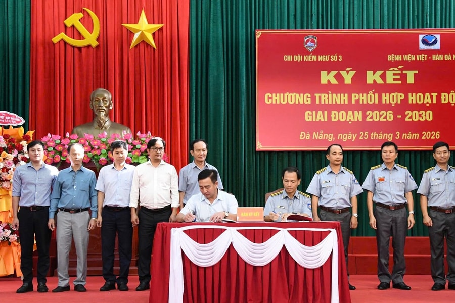 Chi đội Kiểm ngư số 3 ký kết phối hợp hoạt động với Bệnh viện Việt - Hàn Đà Nẵng