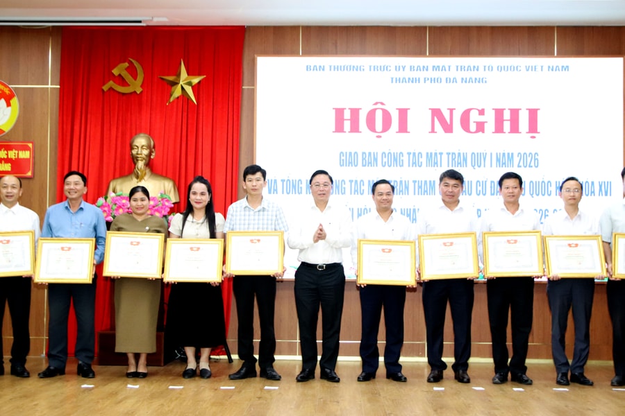 Mặt trận tiếp tục phát huy tinh thần sáng tạo của nhân dân, tích cực tham gia các phong trào thi đua yêu nước